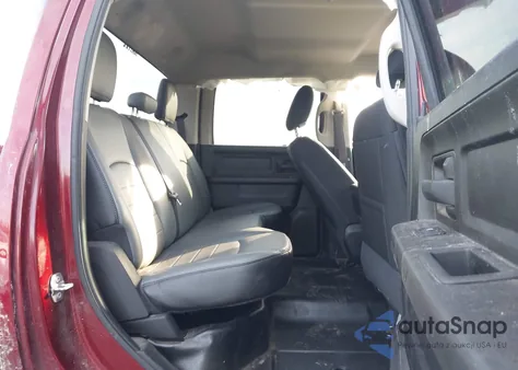 2021 Ram 1500 Classic Ssv 4X4 5'7 Box z USA, uszkodzony, nr VIN 1C6RR7XT3MS555788